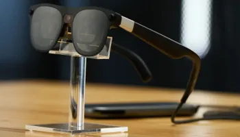Google najavio nove AI pametne naočare za jesen